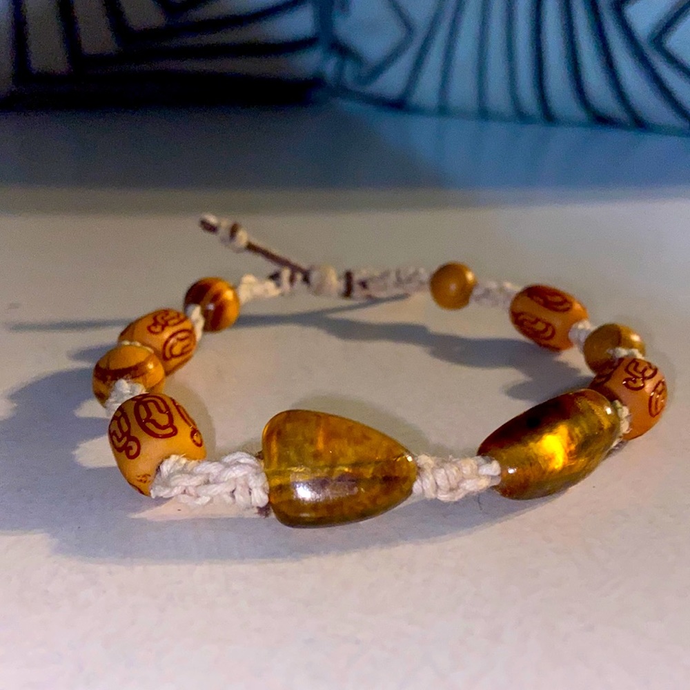Large amber hemp beaded bracelet